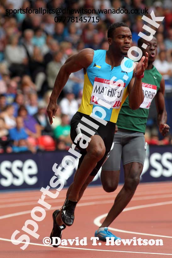 Michael Mathieu (Bahamas) 200 metres semi-final at the Commonwealth Games, Glasgow. Photo: David T. Hewitson/Sports for All Pics